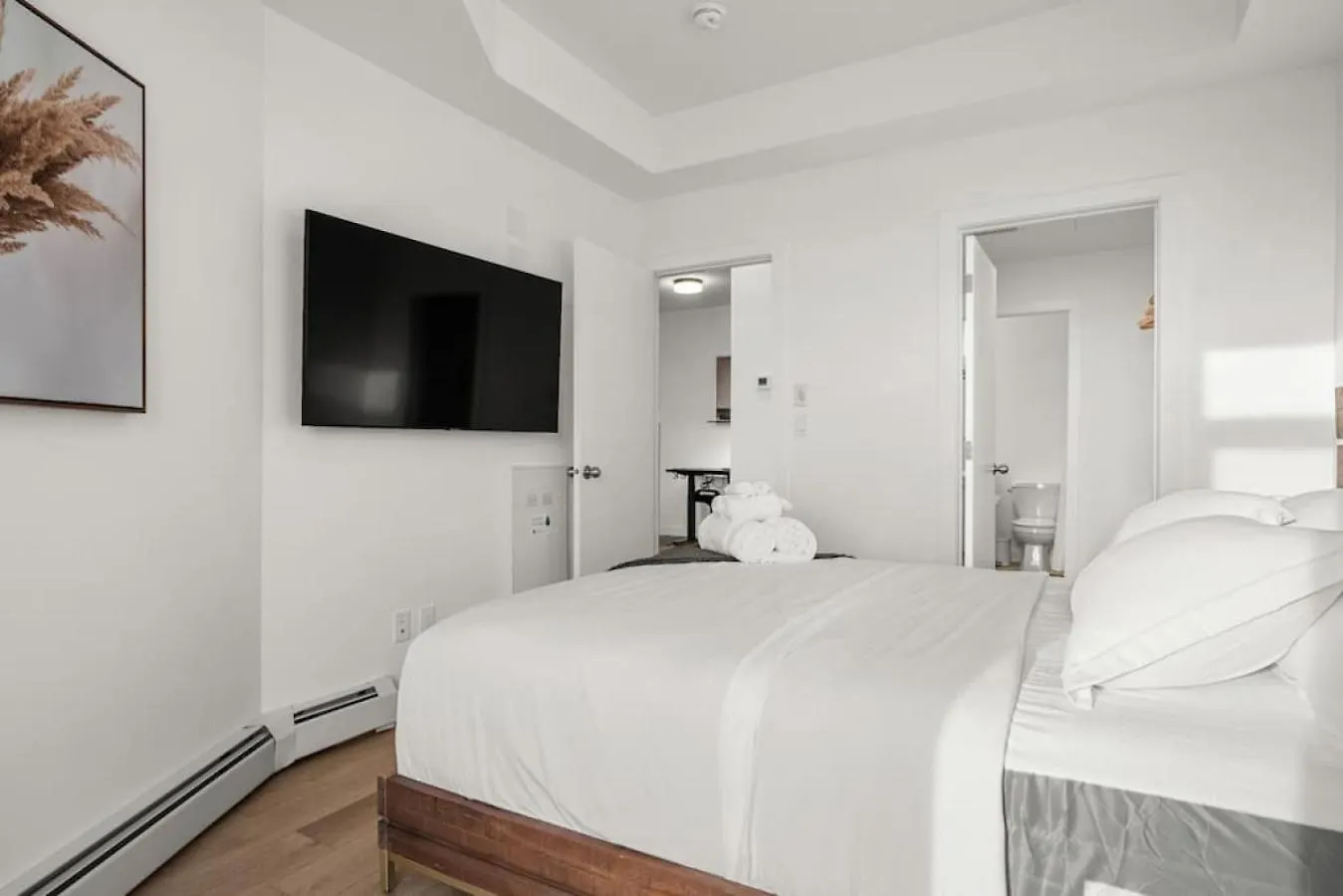 Top Rated Luxury Stay With Free Banff Access, Bbq, Netflix, Patio Dining, Sleeps 4 Calgary 0*,